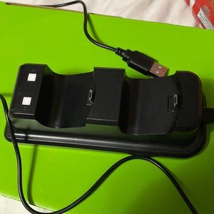 Wireless controller charger